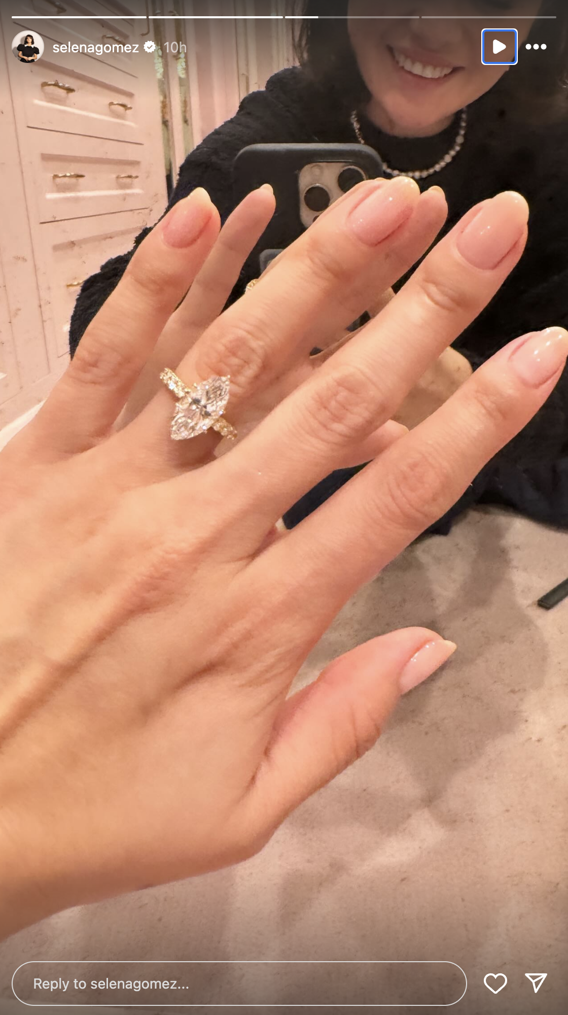 Selena Gomez engagement ring